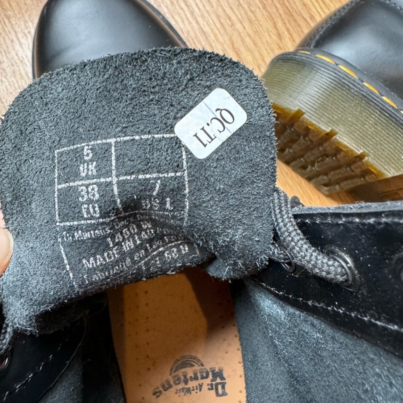 1460 WOMEN'S DR MARTENS - Picture 9 of 9